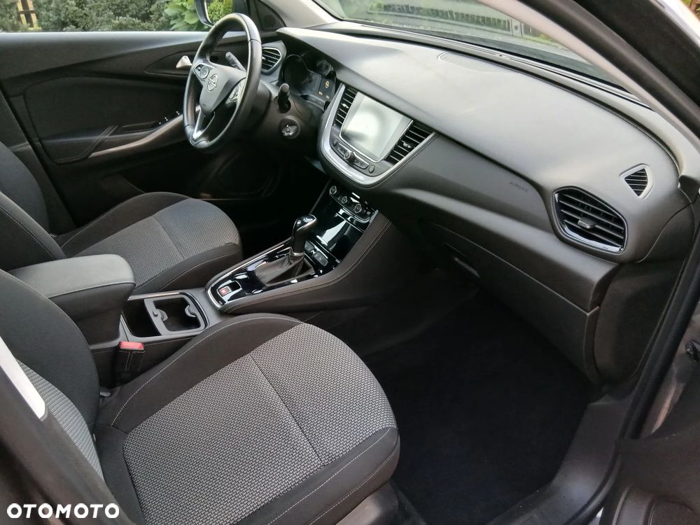 Opel Grandland X - 9