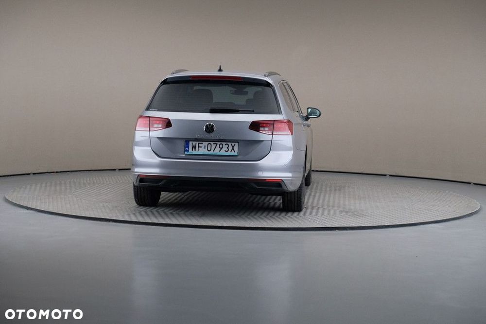 Volkswagen Passat Variant 2.0 TDI EVO Business - 5