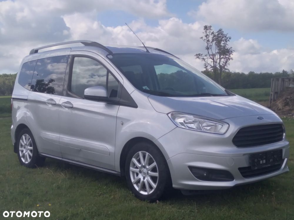 Ford Tourneo Courier - 1