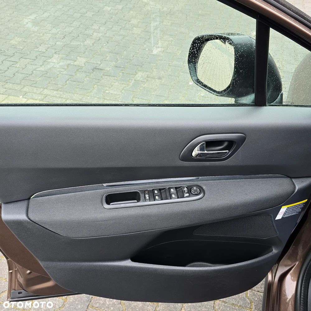 Peugeot 3008 120 VTi Premium - 29