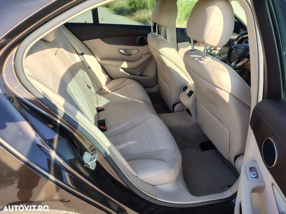 Mercedes-Benz C 250 (BlueTEC) d 4Matic 7G-TRONIC Exclusive - 9