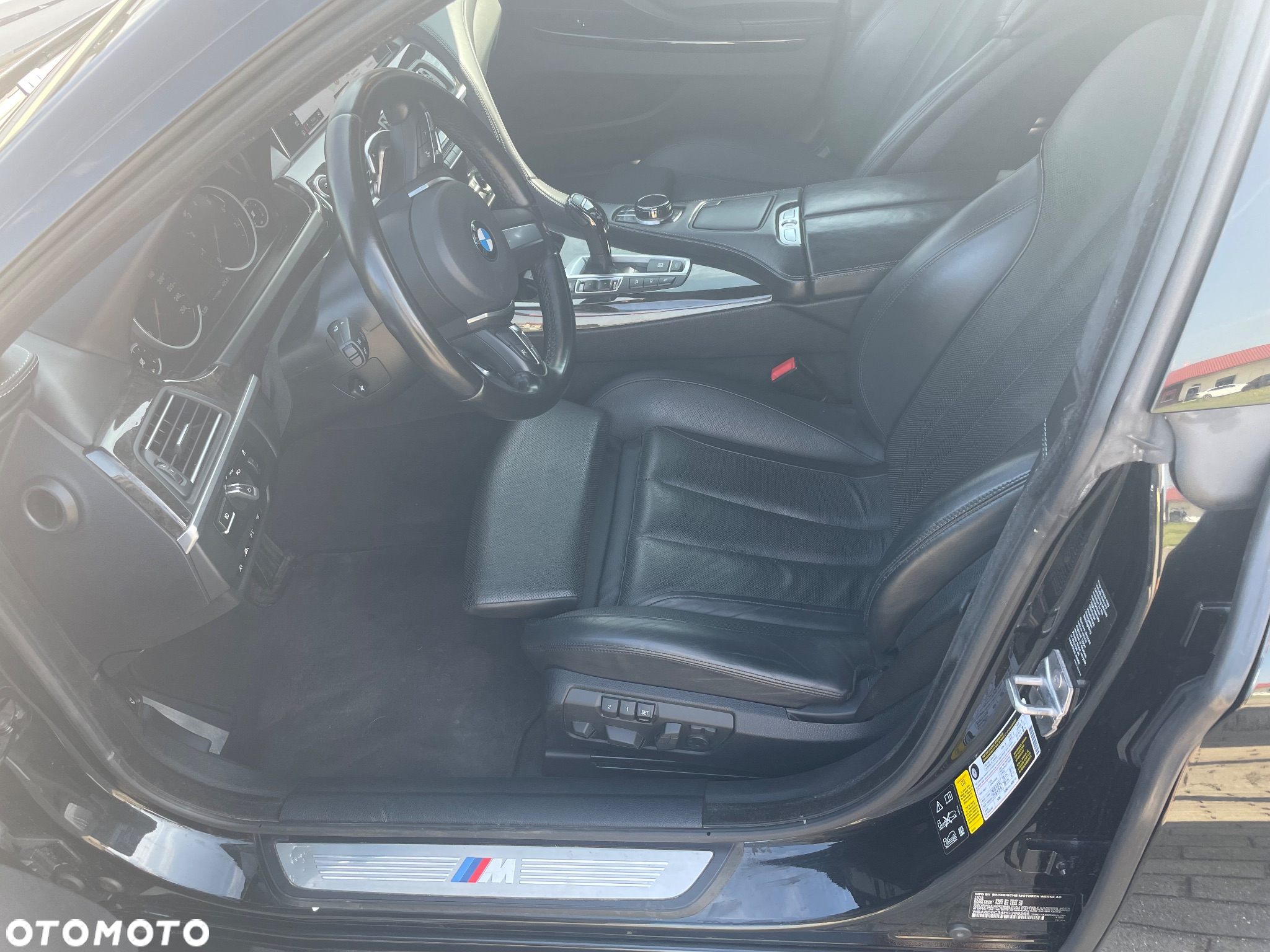 BMW Seria 6 650i xDrive Edycja M Sport - 10