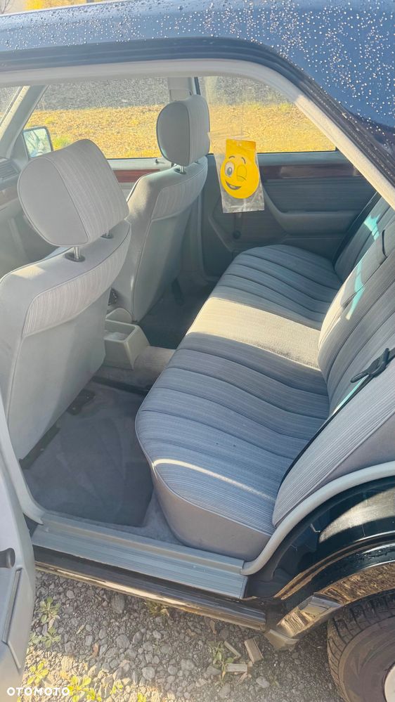 Mercedes-Benz W124 (1984-1993) - 8