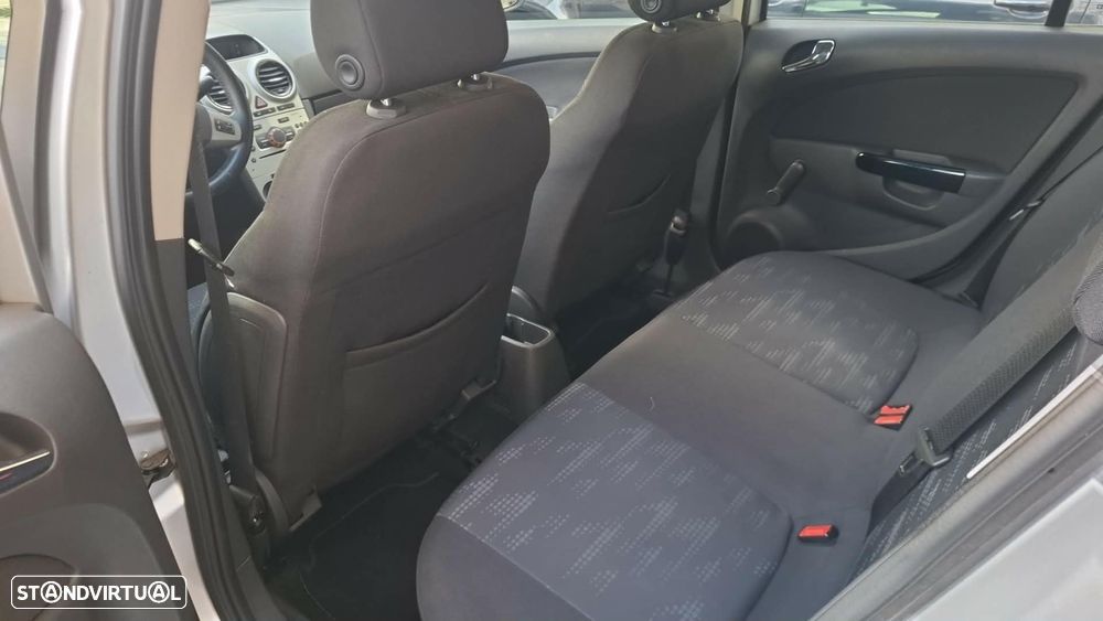 Opel Corsa 1.3 CDTI Enjoy EcoFLEX - 16