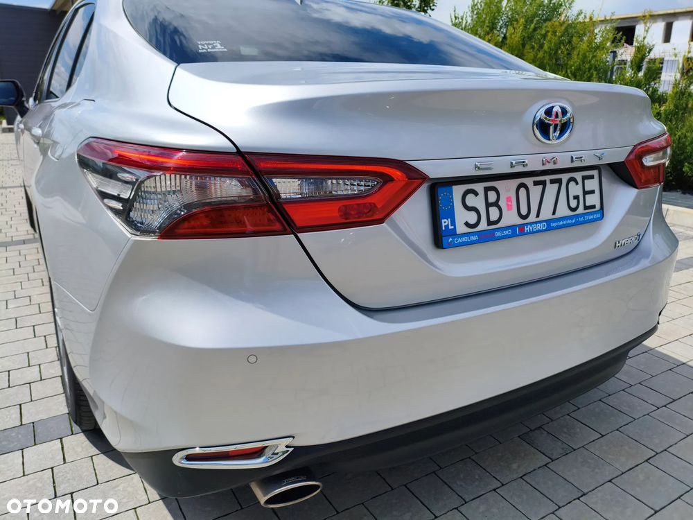 Toyota Camry 2.5 Hybrid Comfort CVT - 27