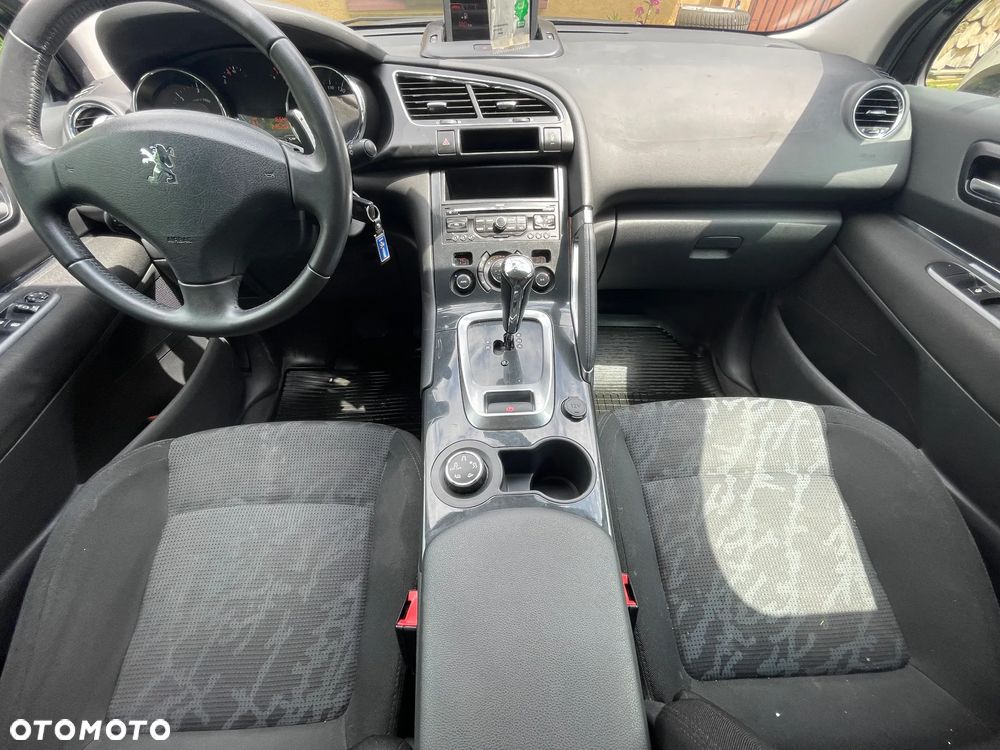 Peugeot 3008 - 11