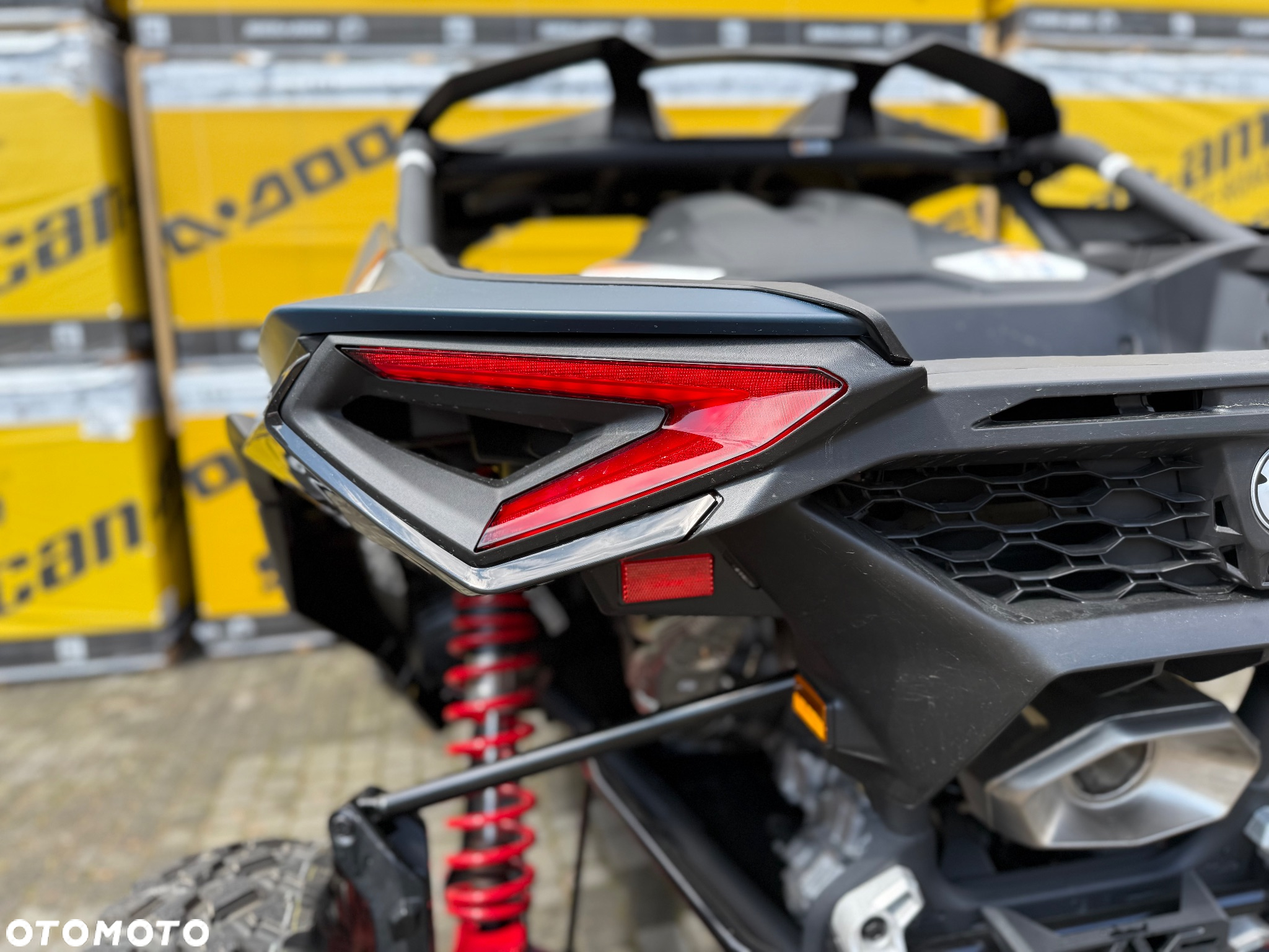 Can-Am Maverick - 24