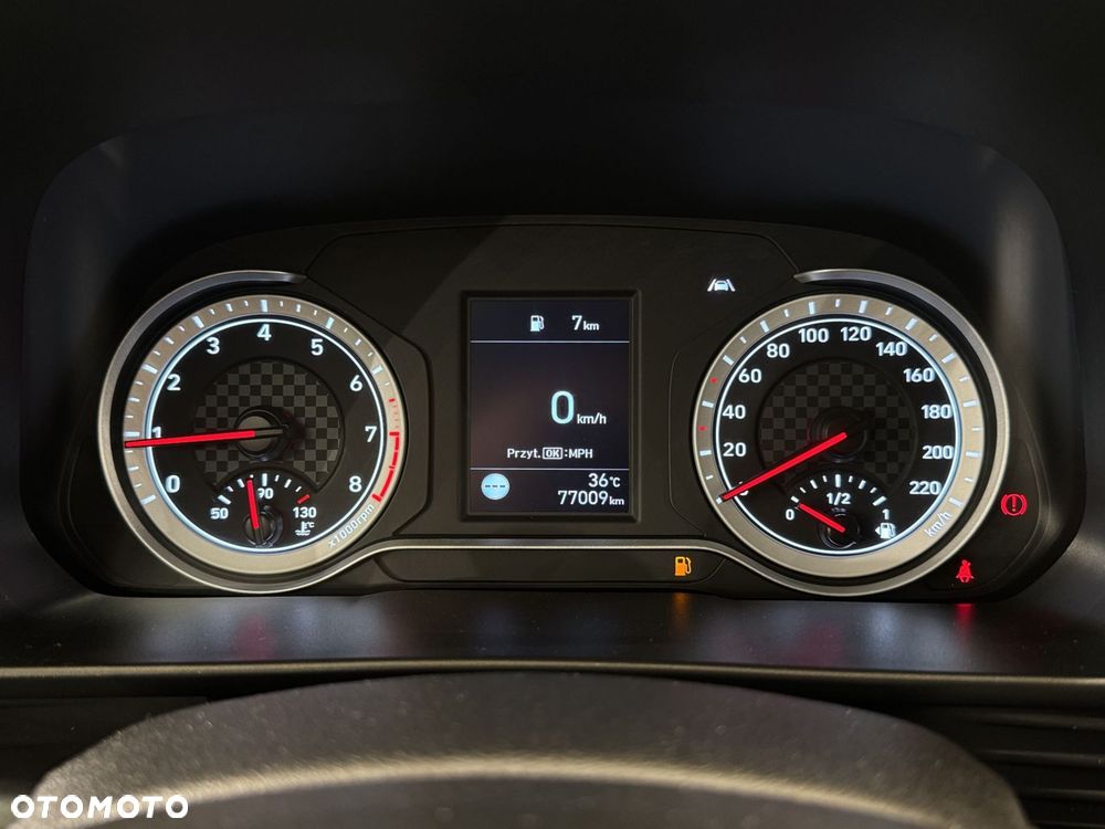 Hyundai i20 - 20