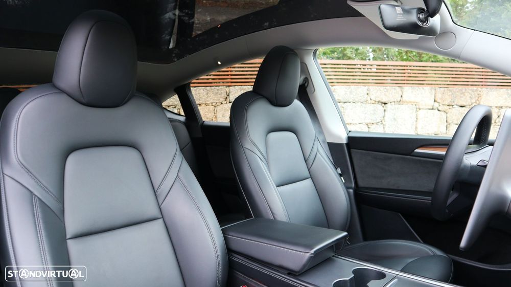 Tesla Model Y Tração Traseira - 16