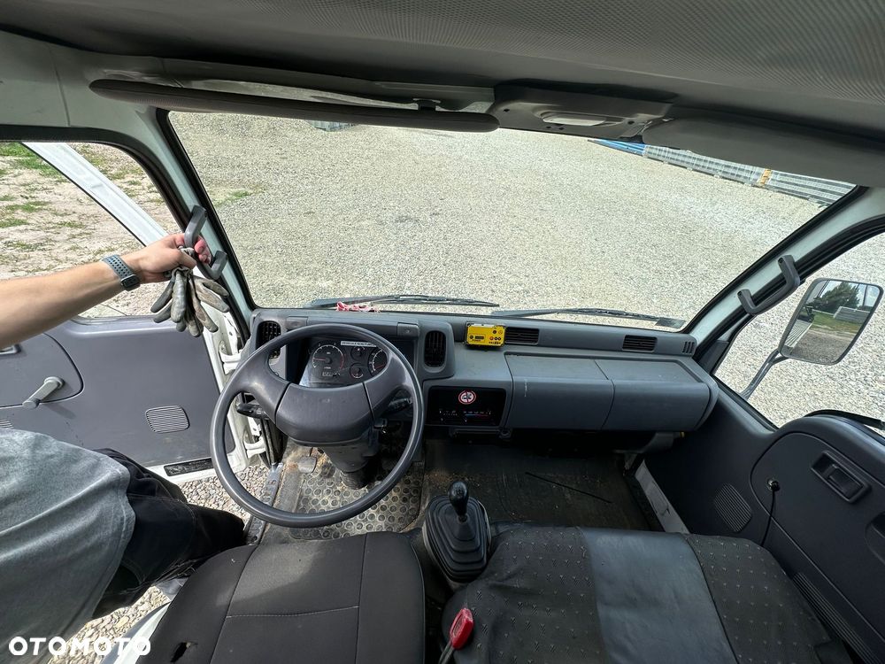 Nissan Cabstar - 7