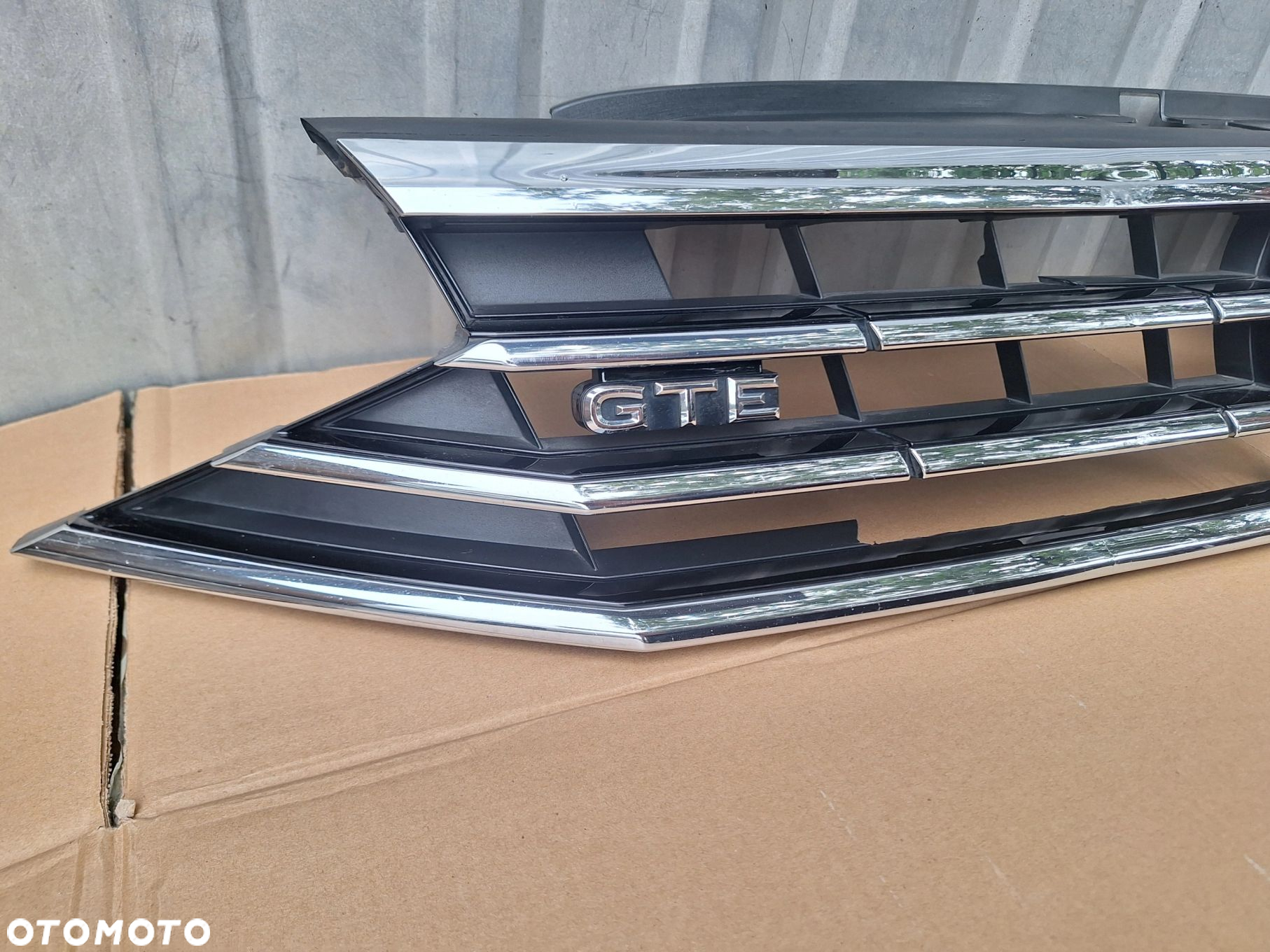 VW PASSAT B8 GTE LIFT 19- ATRAPA GRILL GNIAZDO ŁADOWANIA 3G0853479D WYSYŁKA 24H - 2
