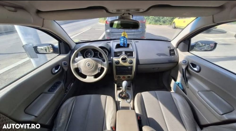Renault Megane II 1.6 Influence - 5