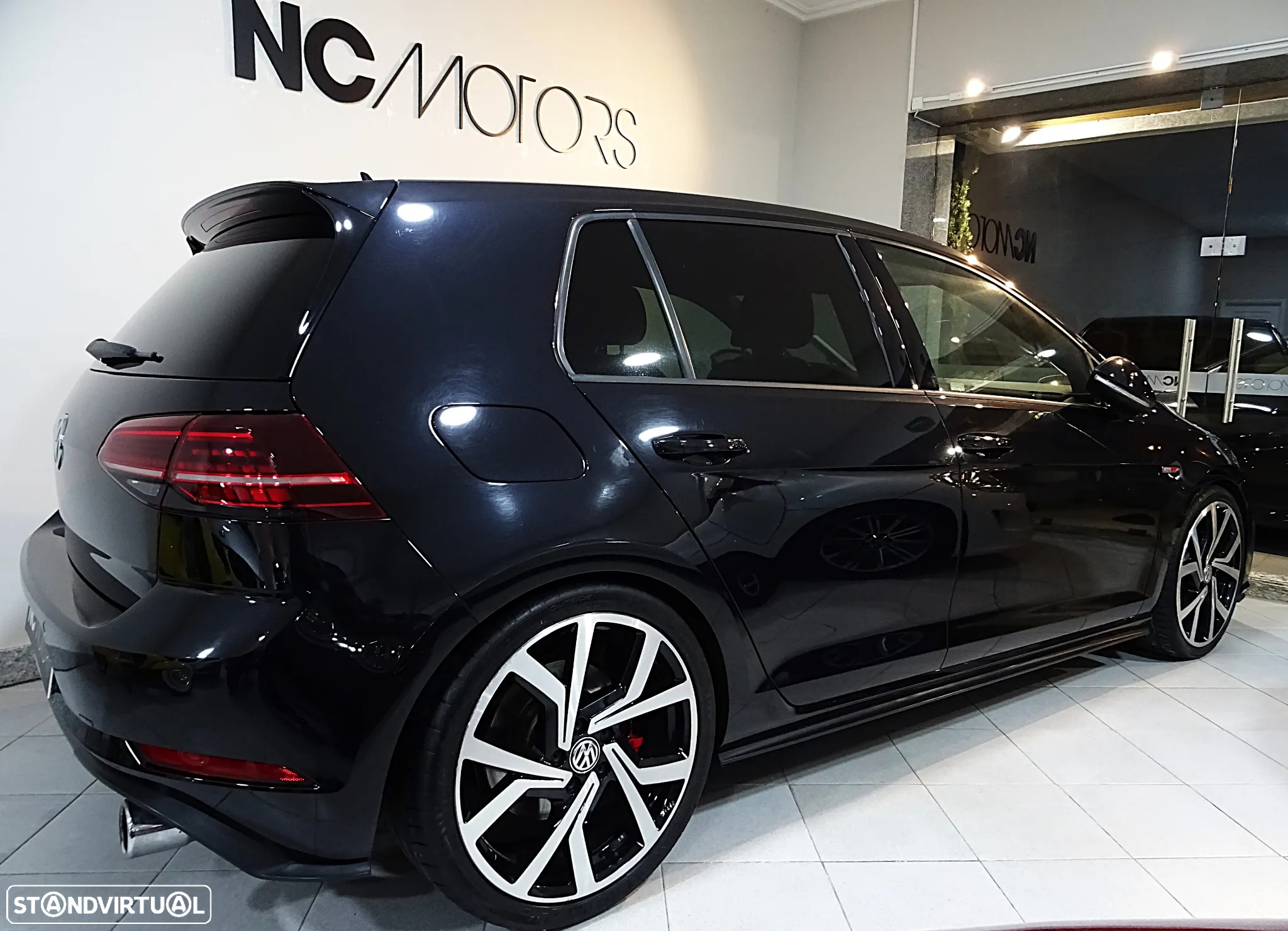 VW Golf 2.0 TSI GTI DSG Performance - 6