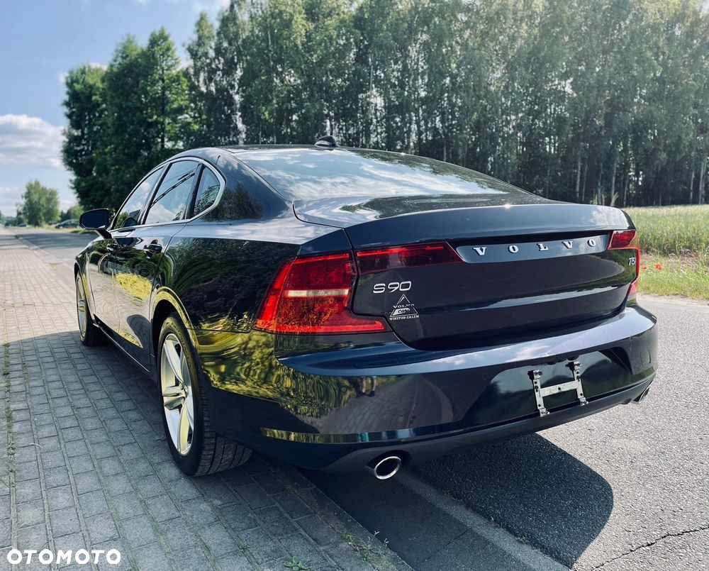 Volvo S90 T5 Momentum - 3