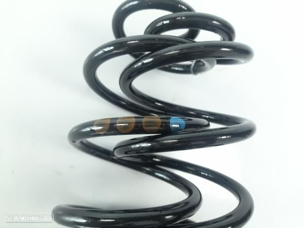 Mola Suspensao Tras Volkswagen Golf Vi (5K1) - 2