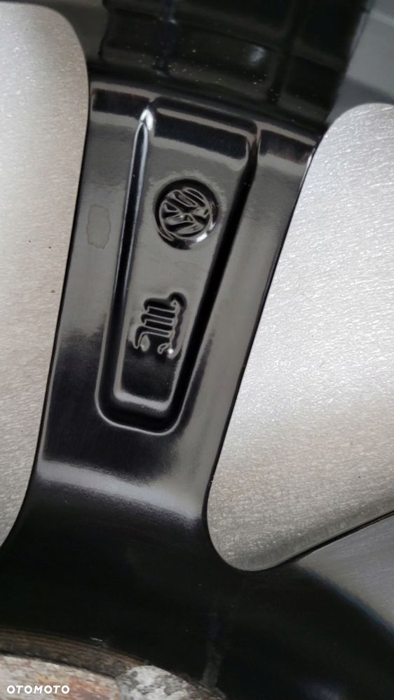 FELGA VW TOURAN 5TA SHARAN 6,5x16 16 ET48 5x112 - 13