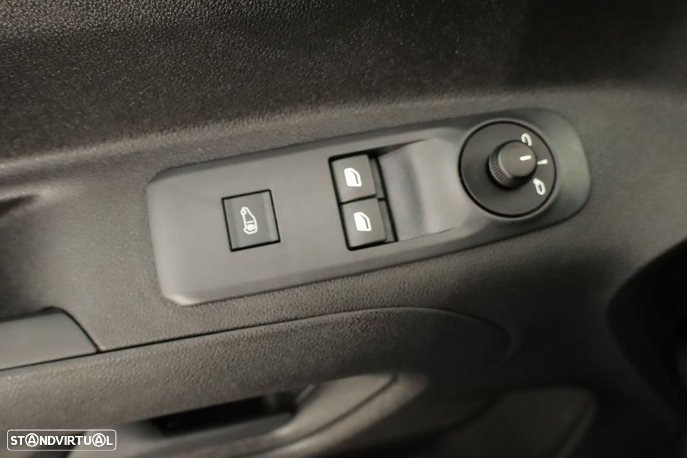 Citroën berlingo 1.5 bluehdi m xtr eat8 - 16
