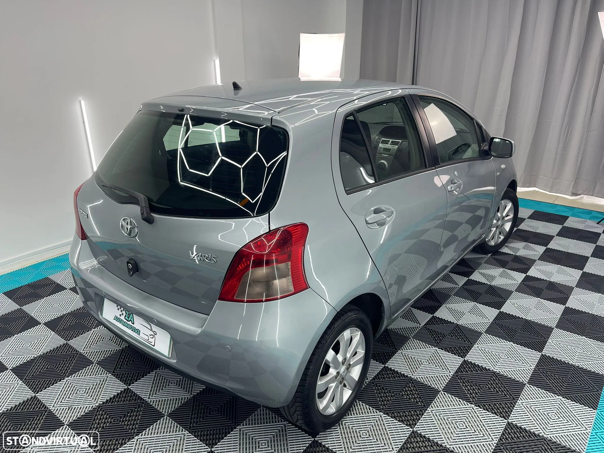 Toyota Yaris 1.4 D-4D AC - 7