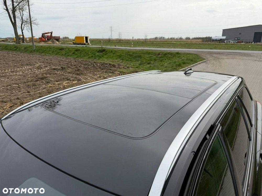 Volvo V60 Cross Country D4 AWD Geartronic Pro - 24