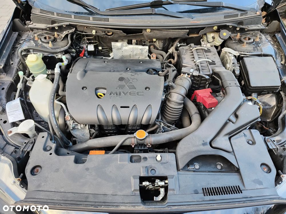 Mitsubishi Lancer 1.8 Intense - 35