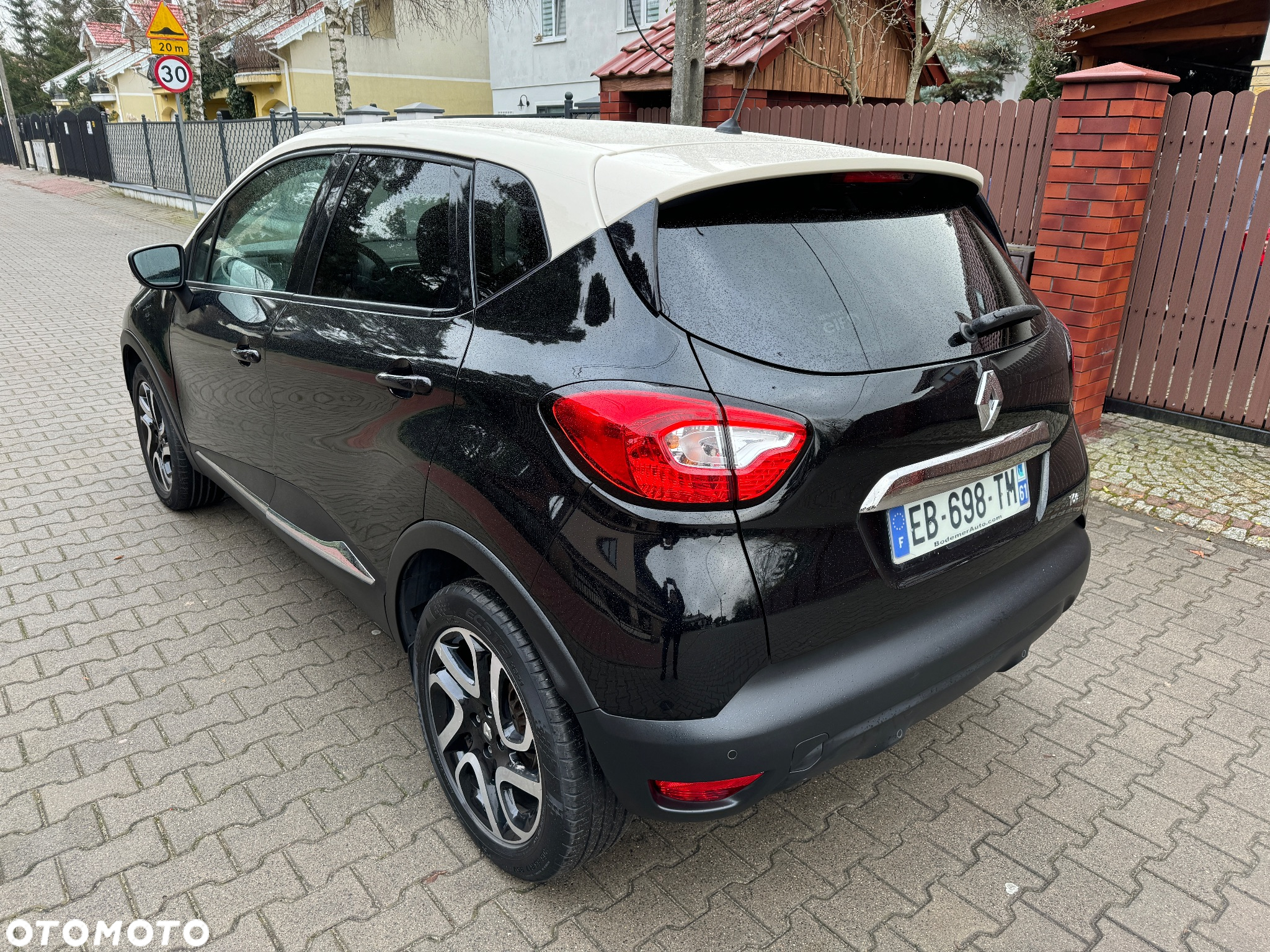 Renault Captur - 10