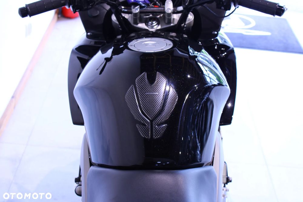 Honda CBF - 12