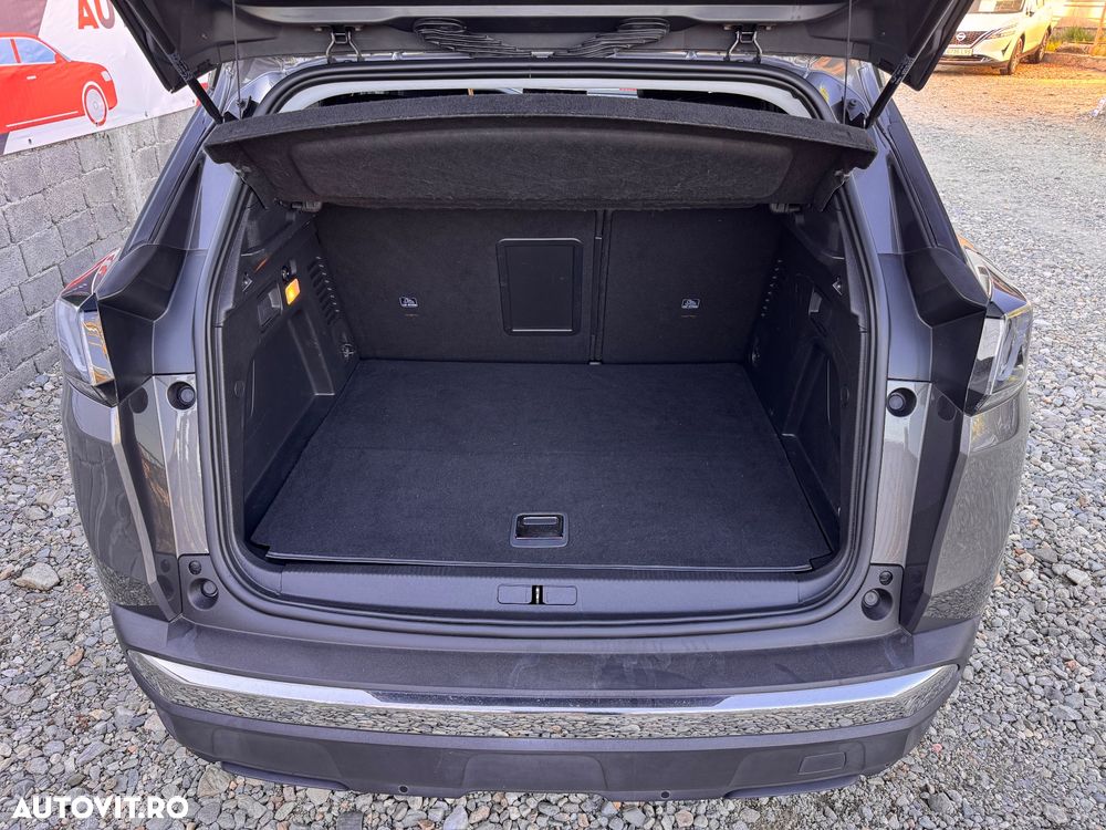 Peugeot 3008 PHEV 225 EAT8 GT - 10