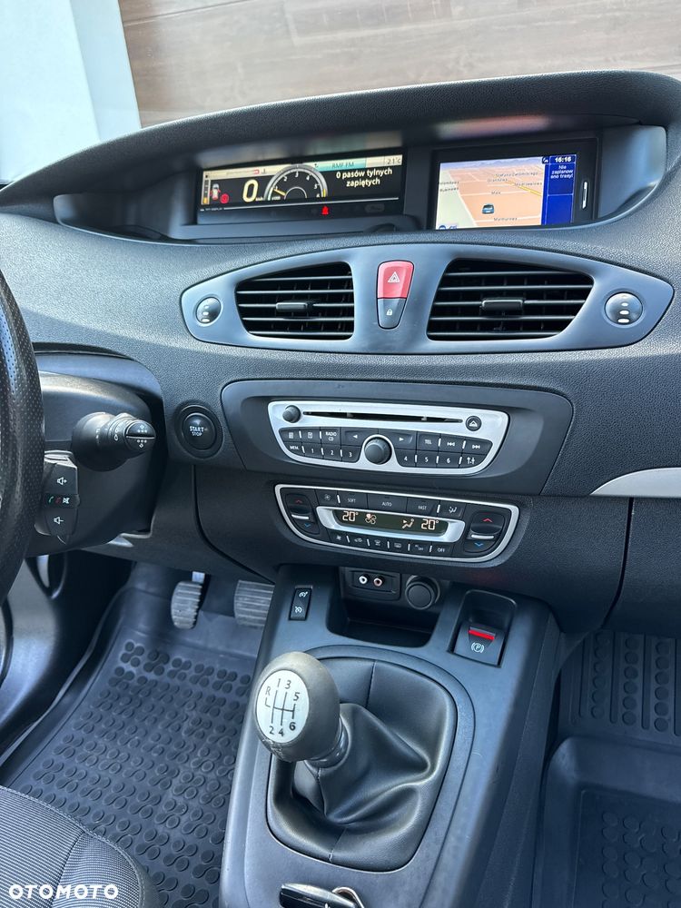 Renault Grand Scenic 1.9 dCi Tech Run - 20