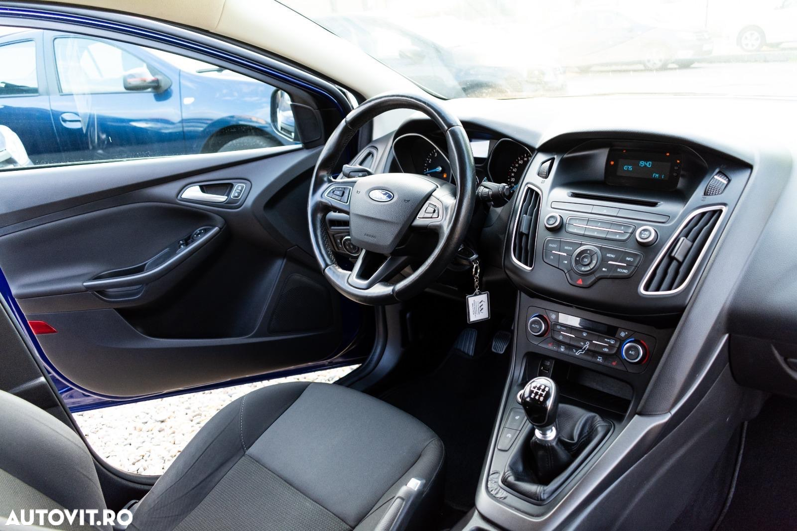 Ford Focus 1.0 EcoBoost Trend - 17