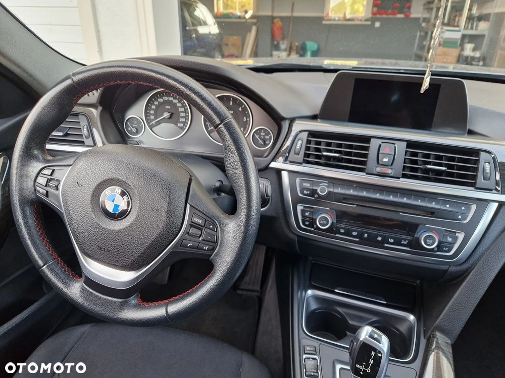 BMW Seria 3 320d Blue Performance Luxury Line - 21