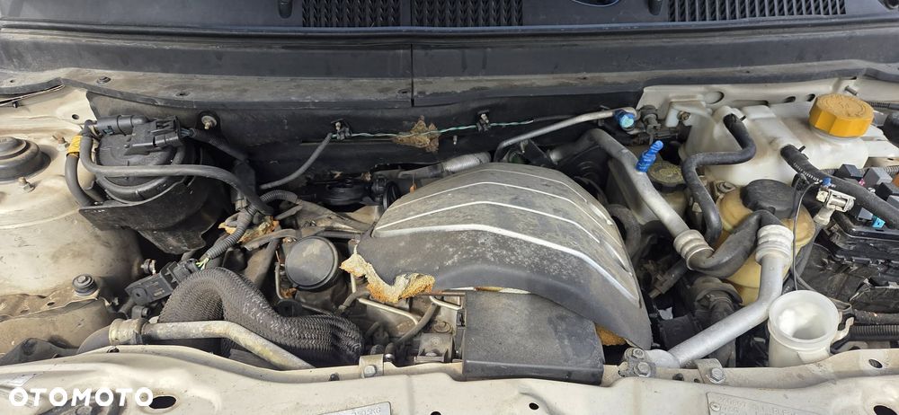 CHEVROLET CAPTIVA 55U pas tył podłoga wanna - 4