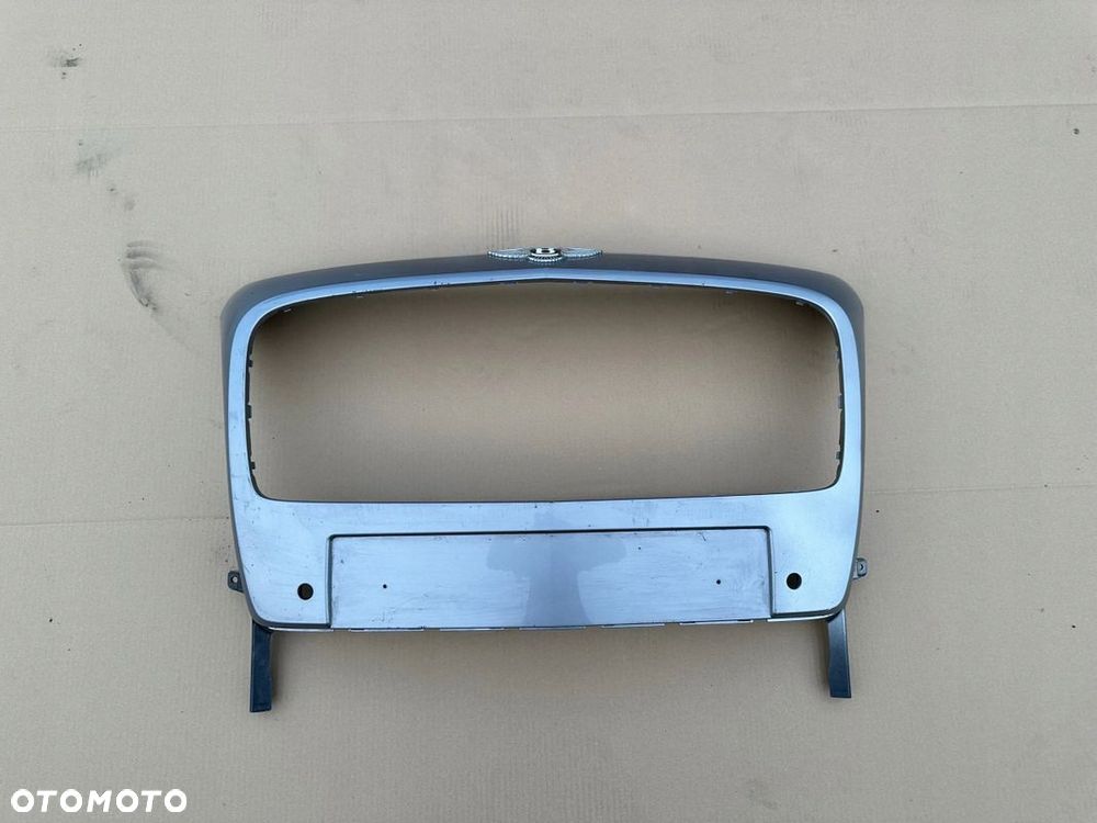 GRILL ATRAPA BENTLEY CONTINENTAL FLYING SPUR 4W0 - 1