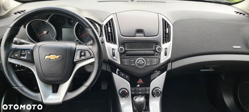 Chevrolet Cruze 1.4T LT+ - 23