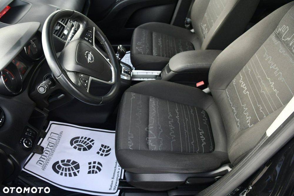 Opel Meriva - 12