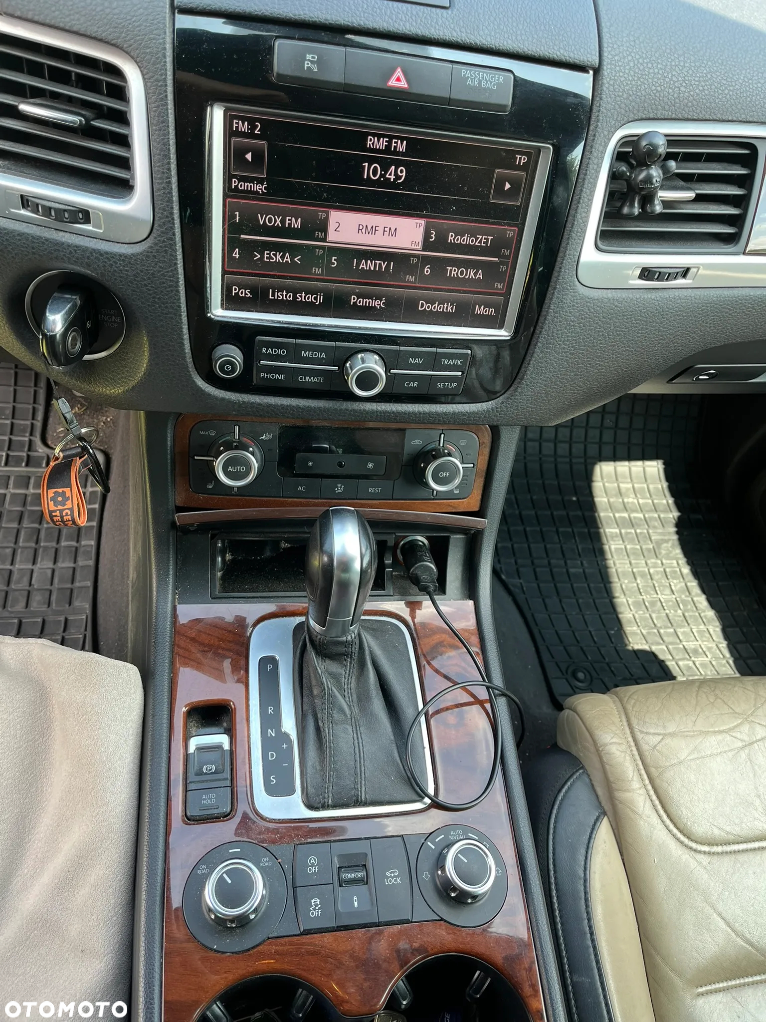 Volkswagen Touareg - 10