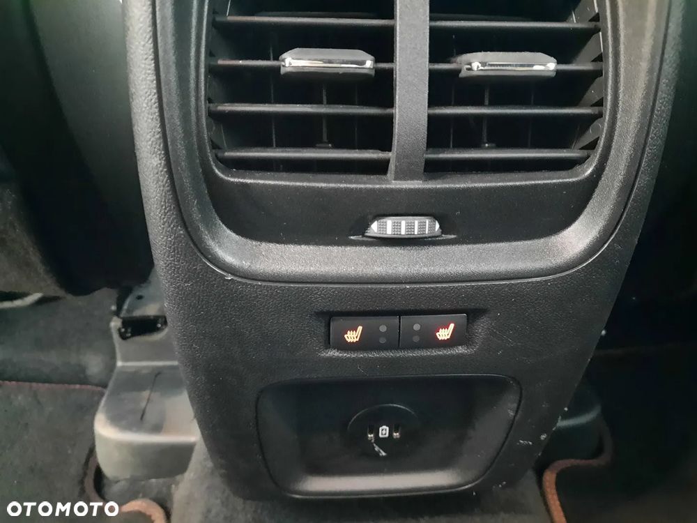 Ford Kuga 2.5 Duratec PHEV ST-LINE - 22