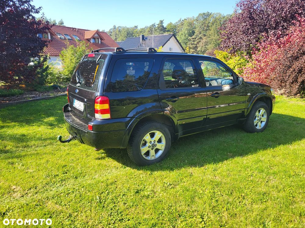 Ford Maverick 3.0 V6 Limited - 2