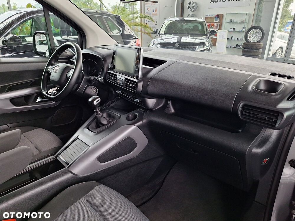 Toyota Proace City Verso 1.5 D-4D Family - 19