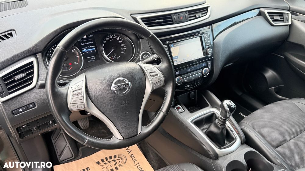 Nissan Qashqai 1.6 DIG-T TEKNA - 34