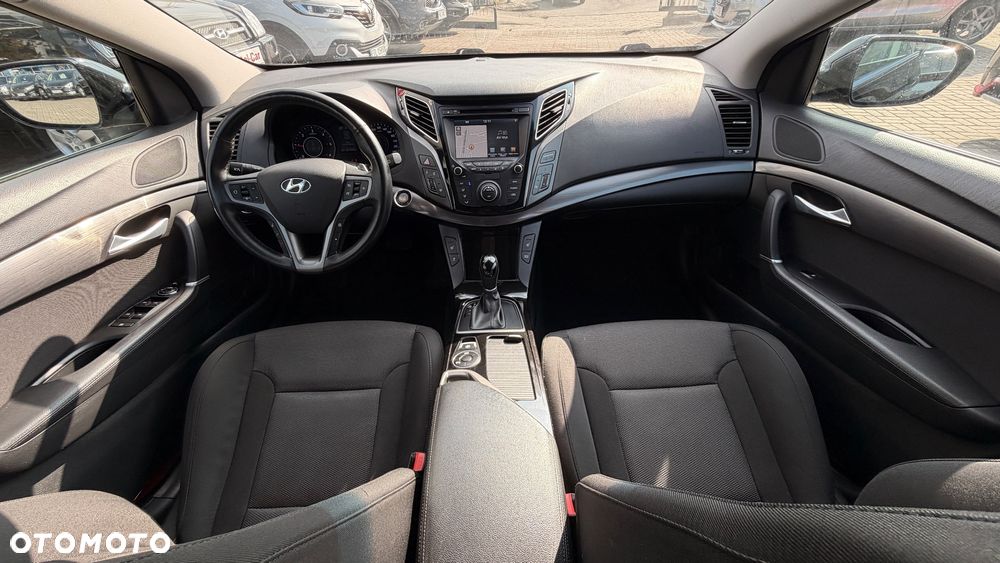 Hyundai i40 Kombi blue 1.7 CRDi DCT Premium - 8