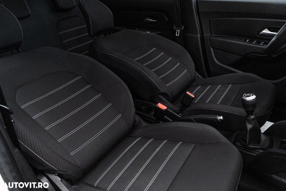 Dacia Duster 1.5 Blue dCi 4WD Comfort - 37