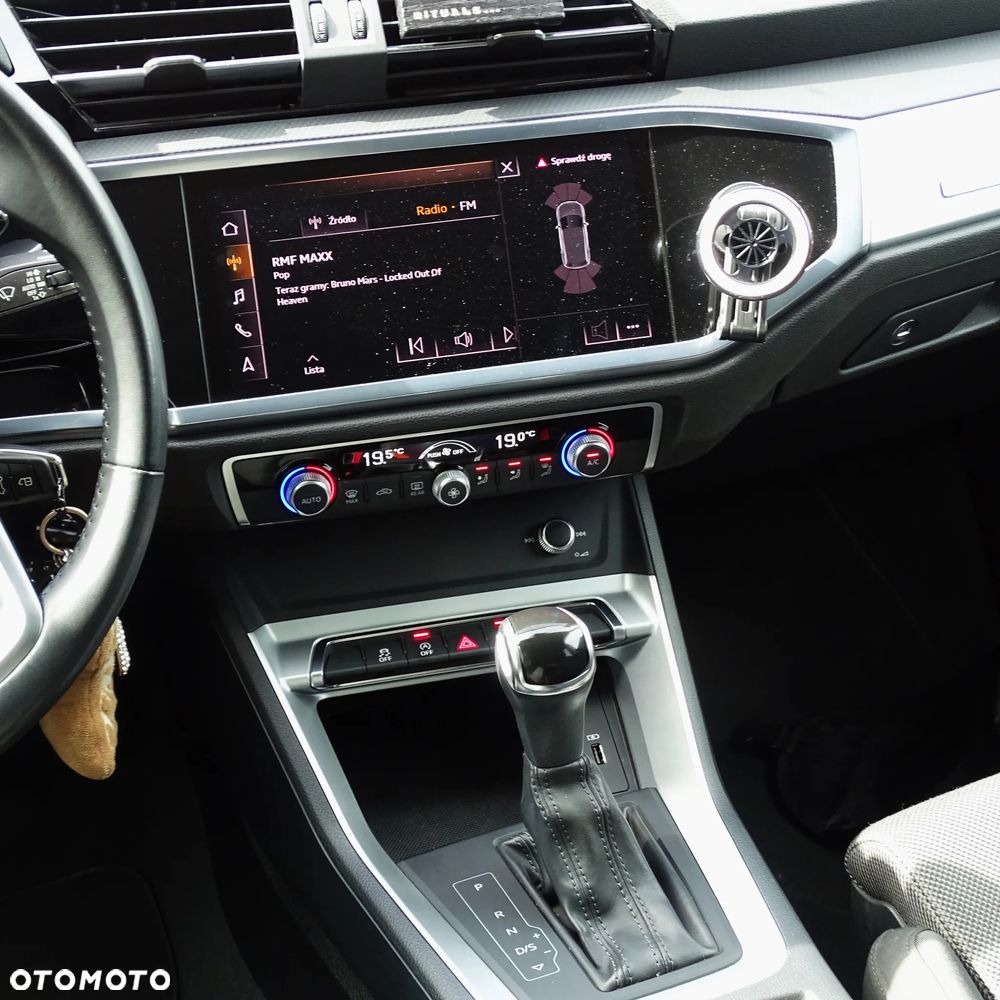 Audi Q3 2.0 TDI Sport S tronic - 22