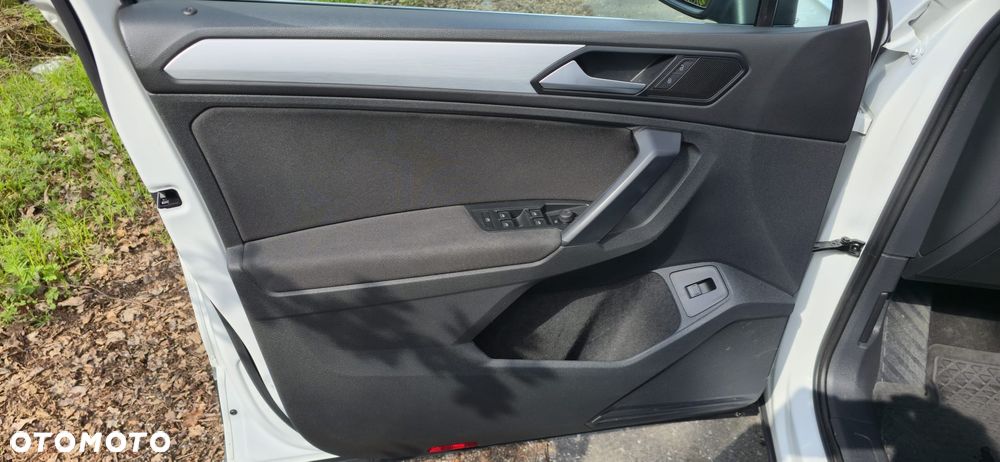 Volkswagen Tiguan 2.0 TDI SCR DSG Elegance - 18