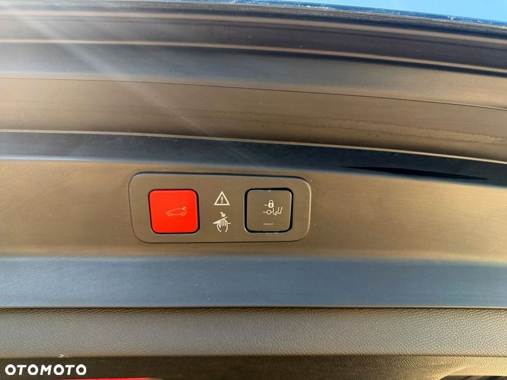 Peugeot 5008 - 13