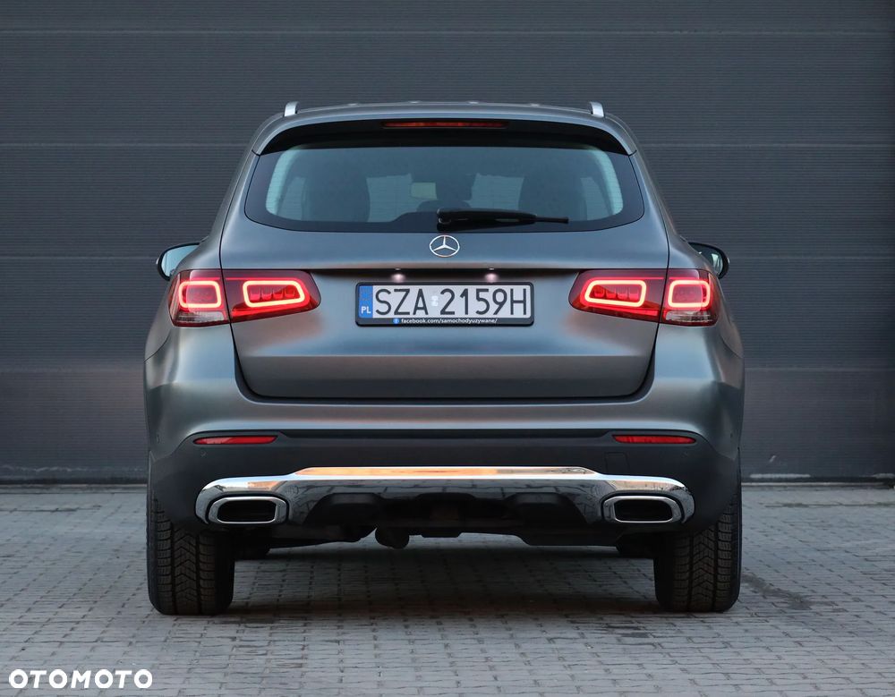Mercedes-Benz GLC - 41