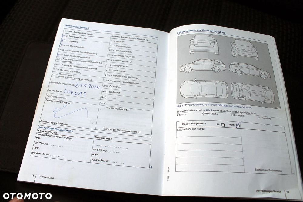 Volkswagen Golf 1.6 TDI 4Motion BlueMotion Technology Comfortline - 23