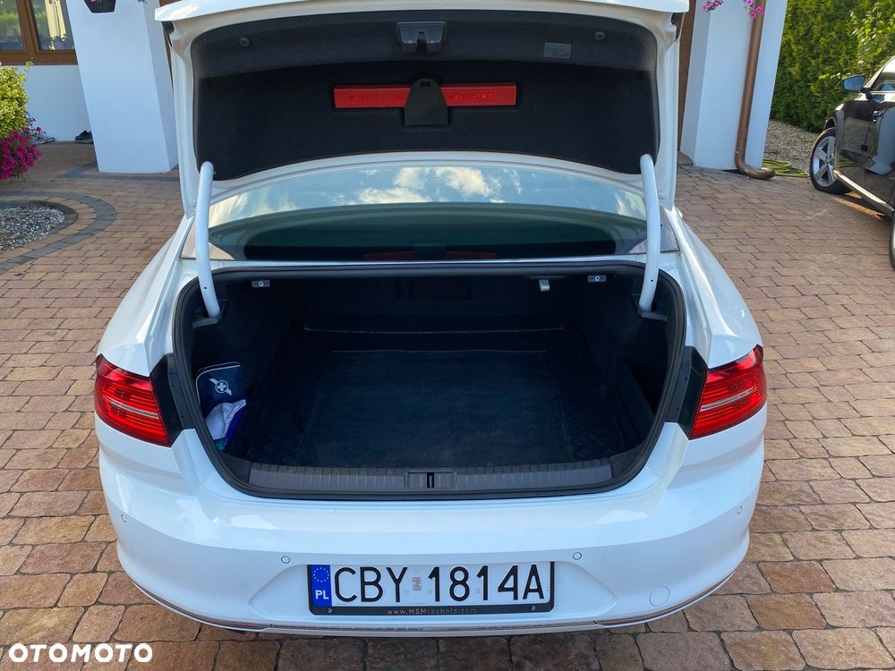 Volkswagen Passat 2.0 TDI BMT Highline DSG - 10