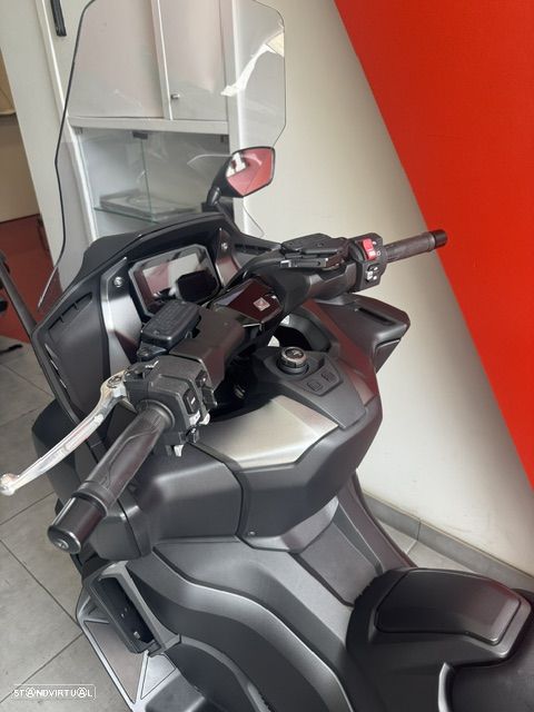 Honda Forza 750 abs - 5