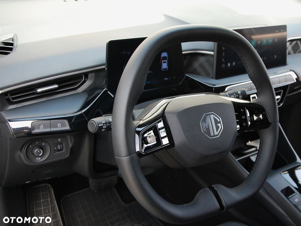MG MG3 3 Hybrid+ Luxury - 35