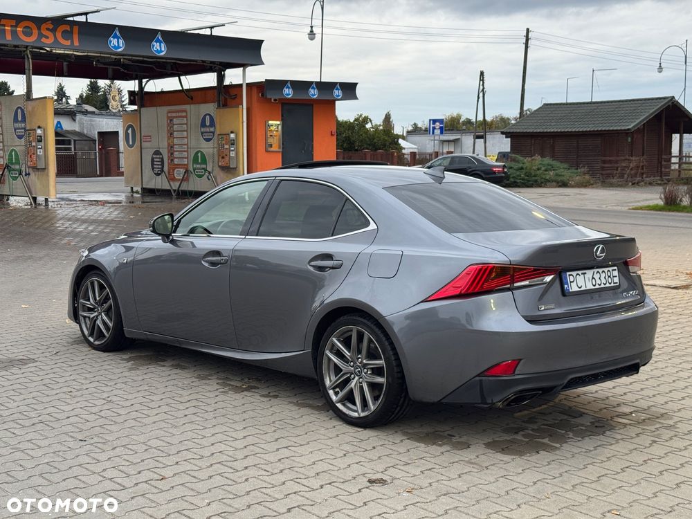 Lexus IS 200t F Sport - 5